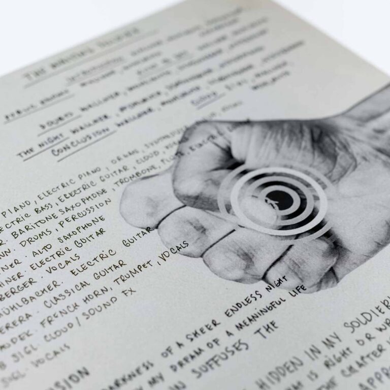 Blank Manuscript - The Waiting Soldier - Albumcover Innenseite © Philip Reitsperger
